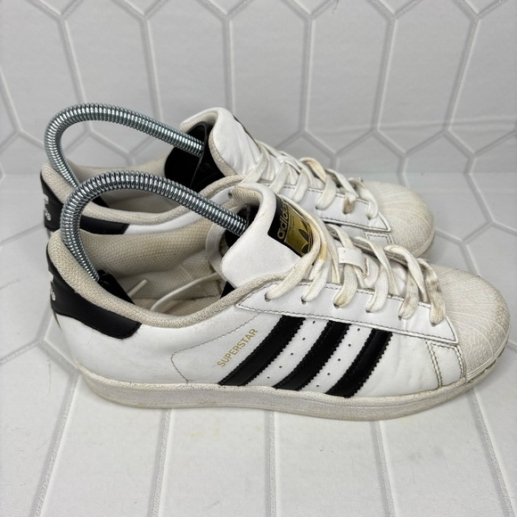 Adidas Superstar Women's Sneakers Size 6 1/2 - Picture 4 of 10